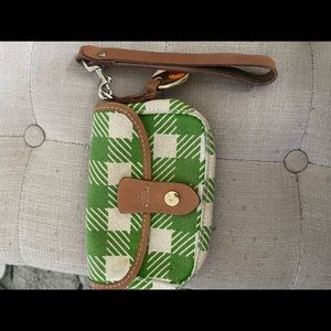Dooney & Bourke wristlet